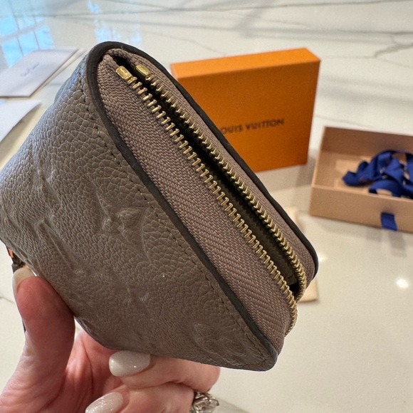 Louis Vuitton Monogram Empreinte Leather Zippy Coin Purse - Tourterelle - Picture 7 of 14